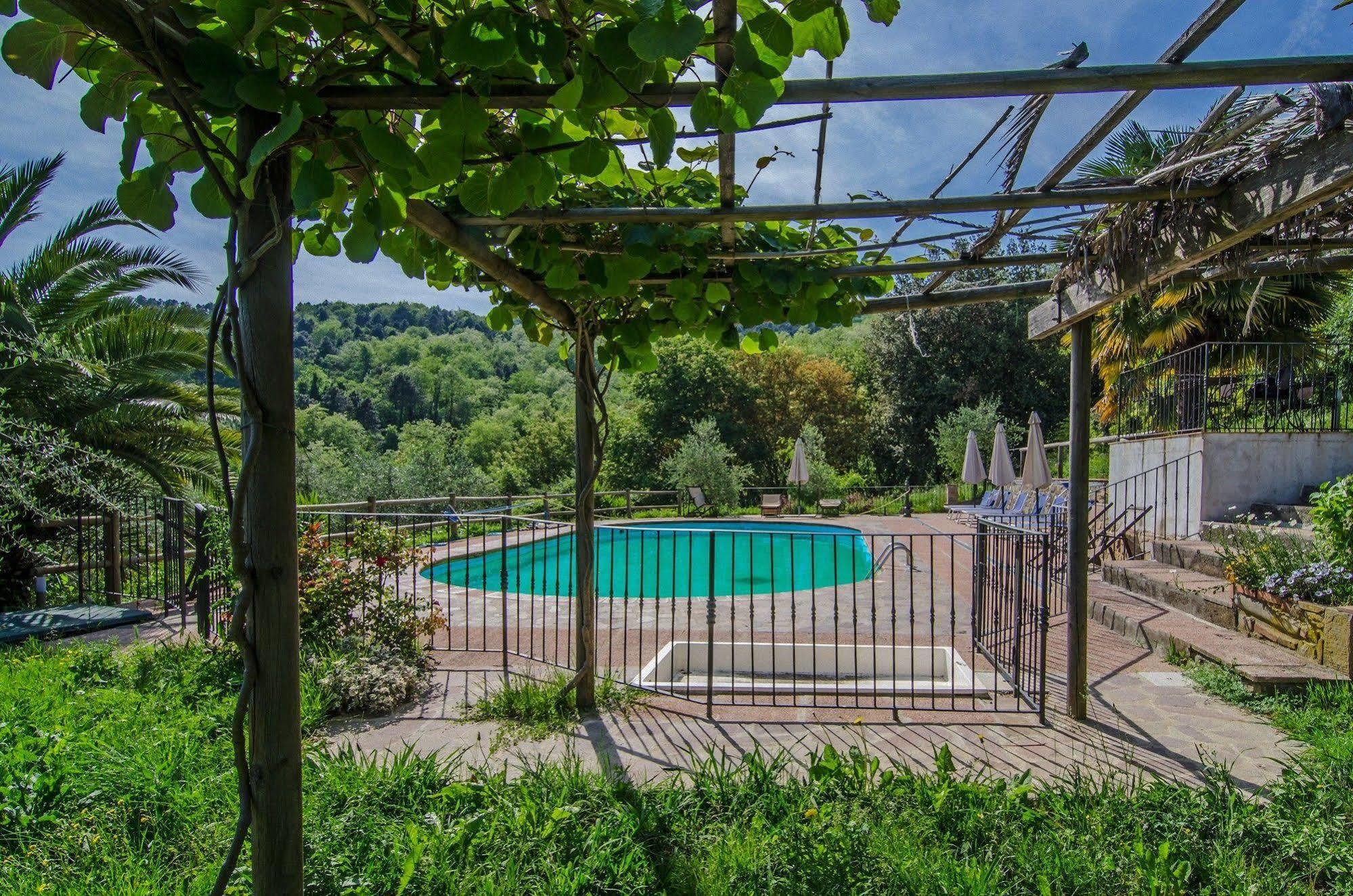 Podere"Sulle Soglie Del Bosco" Appartament And Rooms Pescia Ngoại thất bức ảnh